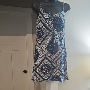 She + Sky NWT